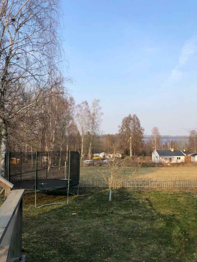 Luxury Villa By Lake Welcome You Hjo Exteriör bild